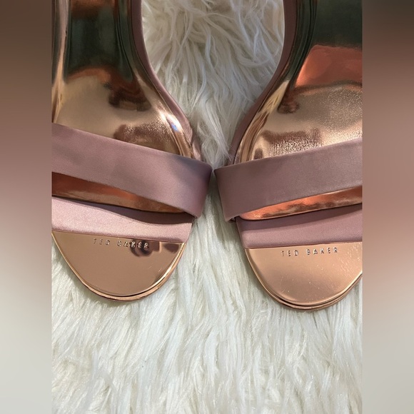 NIBSatin Elira Bow Sandals High Heels Sandals-Ted Baker (Light Pink Satin)US 9 - Picture 5 of 14